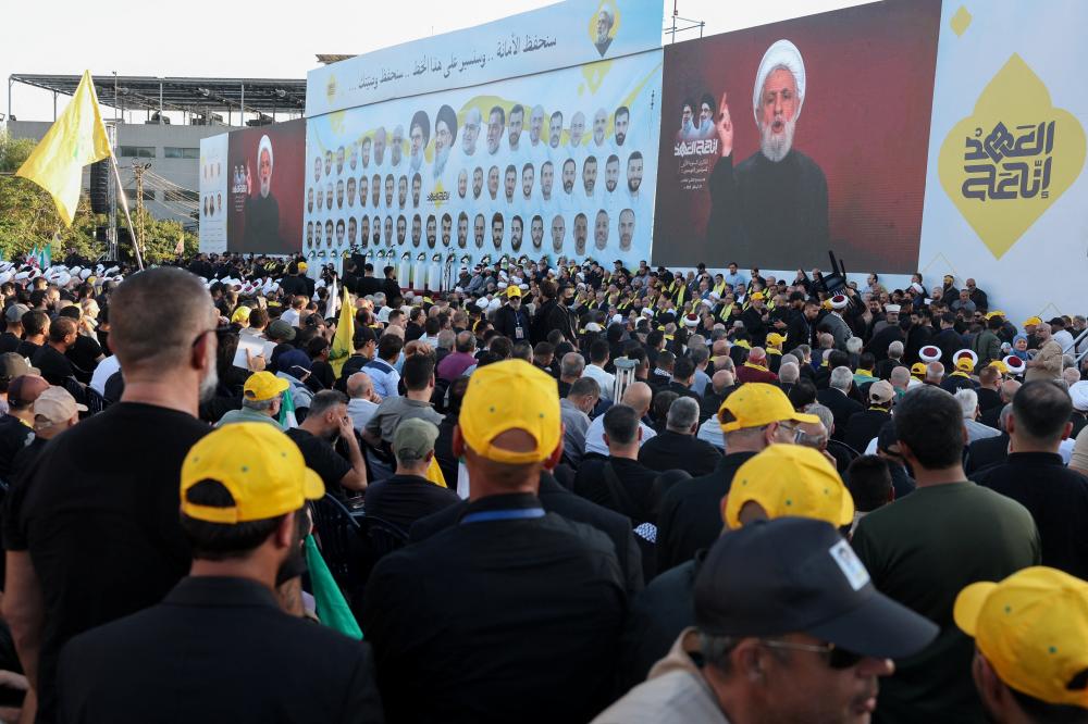 حين يُهدّد "المال المشبوه"... يفقد "حزب الله" صوابه!